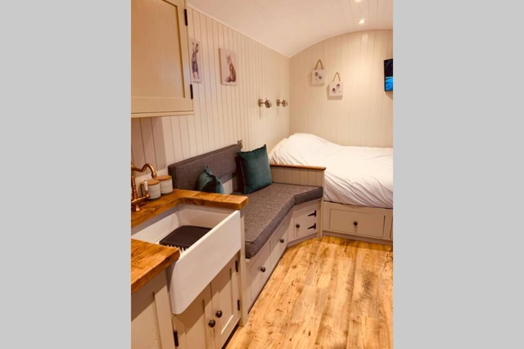 Lle Mary - Beautiful Views, Hot Tub, Secluded, Dog Welcome, Barmouth Llanddwywe Exteriör bild
